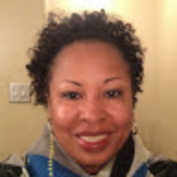 Meet your Posher, Andrea - Picture 1 of 1